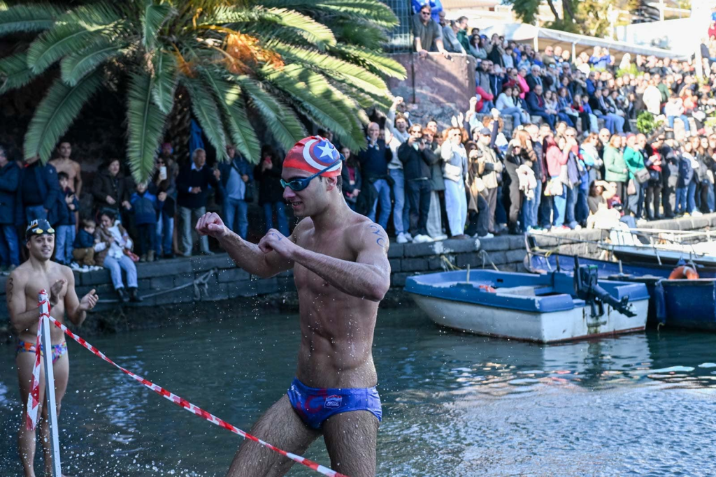 San Silvestro a mare 2025: nelle acque di Ognina l'appuntamento sportivo che chiude l'anno 2 San Silvestro a mare 2025: nelle acque di Ognina l'appuntamento sportivo che chiude l'anno - Be Sicily Mag - image 18
