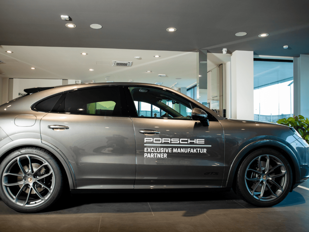 Porsche Exclusive Manufaktur: l'arte dell'unicità secondo Porsche 6 Porsche Exclusive Manufaktur: l'arte dell'unicità secondo Porsche - Be Sicily Mag - Porsche 3 1