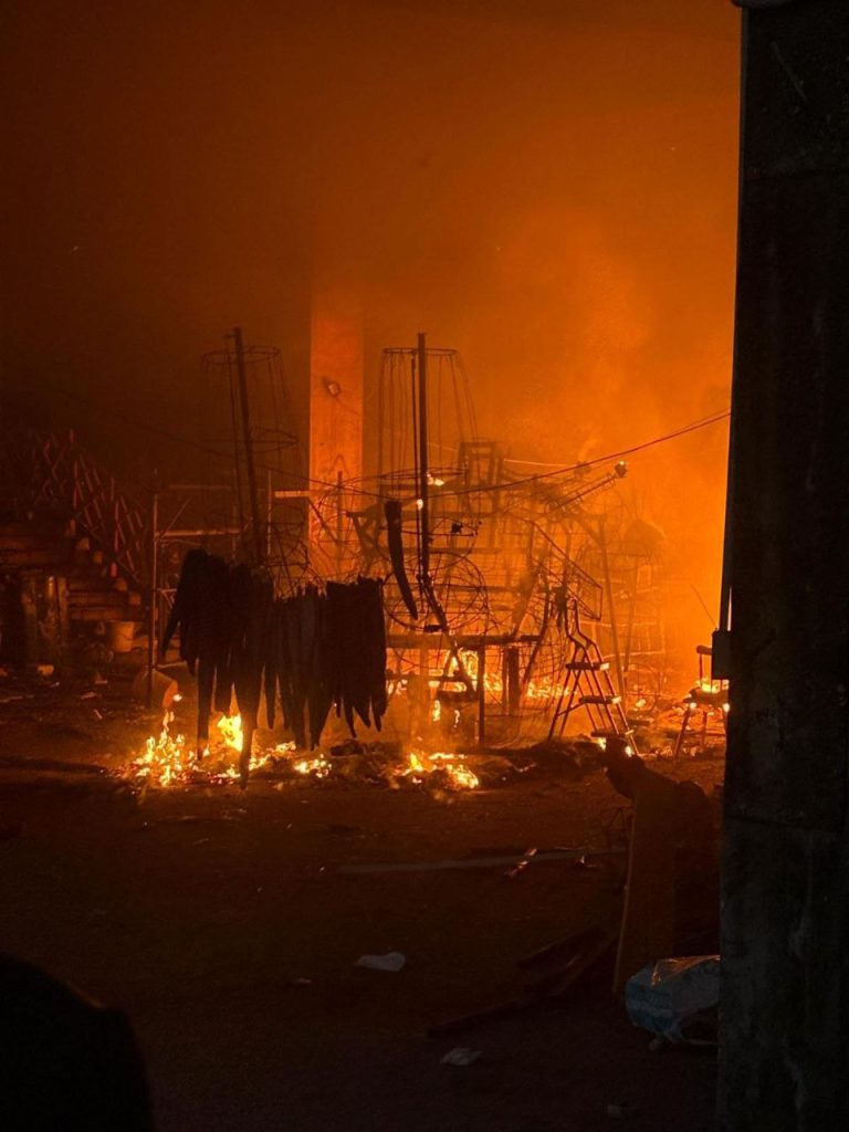 Dopo l'incendio, la solidarietà: ad Aragona pioggia di donazioni per il Carnevale 3 Dopo l'incendio, la solidarietà: ad Aragona pioggia di donazioni per il Carnevale - Be Sicily Mag - IMG 1892