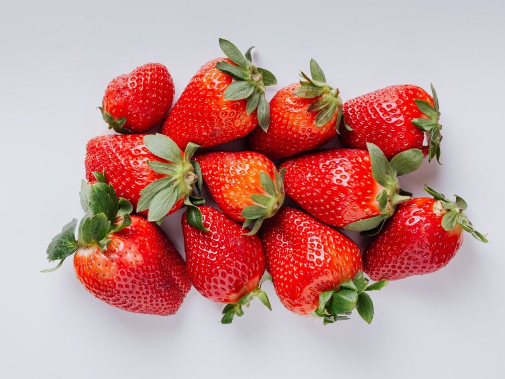 Fragole di Maletto dell’Etna: il tesoro rosso di Sicilia tra gusto, tradizione e turismo enogastronomico 4 fragole di Maletto