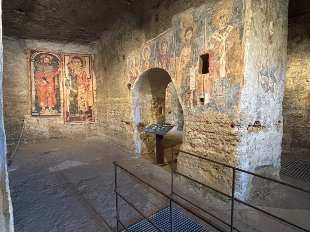 Giornate FAI di Primavera 2026: 65 luoghi aperti in Sicilia 9 Giornate FAI di Primavera 2026: 65 luoghi aperti in Sicilia - Be Sicily Mag - Chiesa Rupestre del Crocifisso a Lentini1