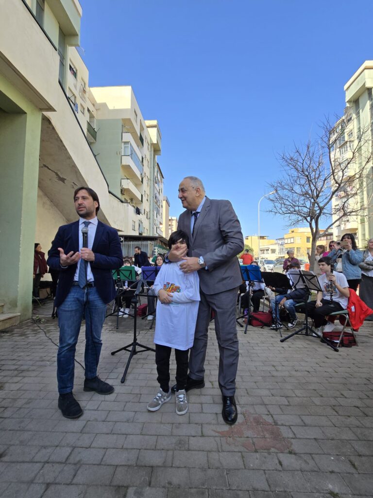 Sperone, inaugurato il nuovo spazio giovani di via Padre Spoto 2 Sperone, inaugurato il nuovo spazio giovani di via Padre Spoto - Be Sicily Mag - WhatsApp Image 2026 03 12 at 15.40.17 1