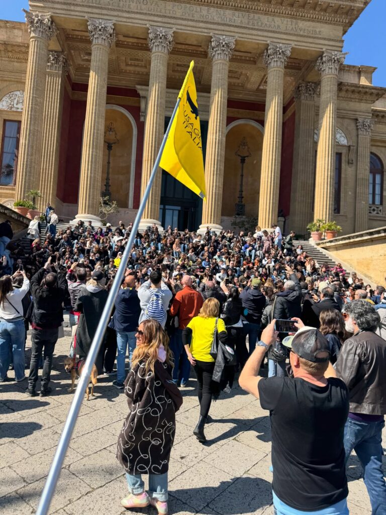Sausage Walk Italia, l’invasione più tenera dell’anno che ha conquistato Palermo - Be Sicily Mag - bassotti