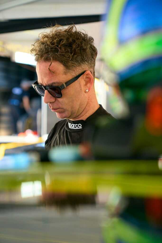Giuseppe Angilello, dal karting in Sicilia da bambino alla Lotus Cup Italia: un sogno che corre veloce 3 Giuseppe Angilello, dal karting in Sicilia da bambino alla Lotus Cup Italia: un sogno che corre veloce - Be Sicily Mag - Giuseppe Angilello 1