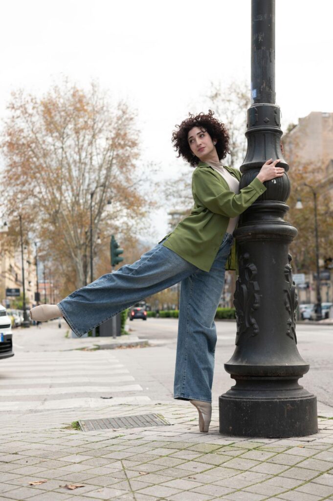 “Oltrepassa”, il Teatro Biondo presenta la nuova stagione 4 “Oltrepassa”, il Teatro Biondo presenta la nuova stagione - Be Sicily Mag - Adriana Terranova 5