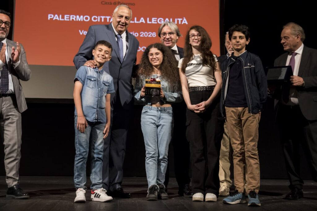 Palermo Città della Legalità: i giovani protagonisti al Teatro Biondo - Be Sicily Mag - WhatsApp Image 2026 05 22 at 20.20.324