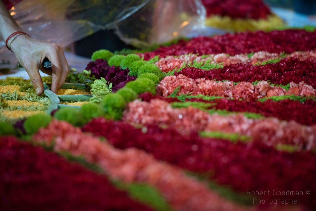 Infiorata di Castelbuono 2026, il 31 maggio arriva la reliquia di San Francesco d’Assisi - Be Sicily Mag - infiorata mano