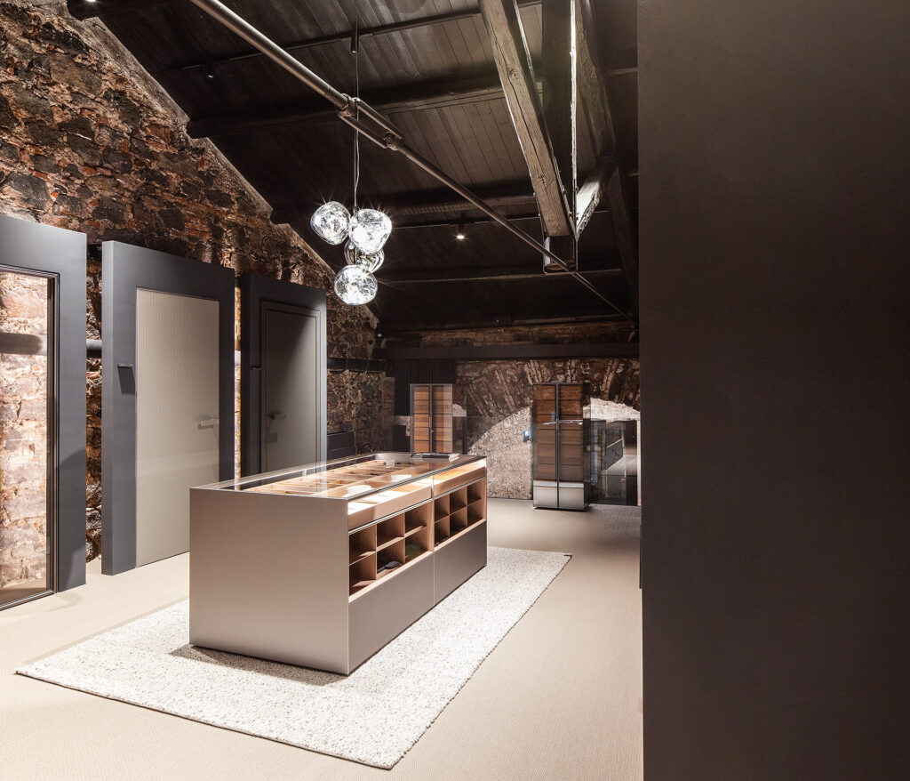 L’architettura della luce incontra il design contemporaneo: il talk esclusivo di Rimadesio a Catania - Be Sicily Mag - 34 SG 6230 31 32