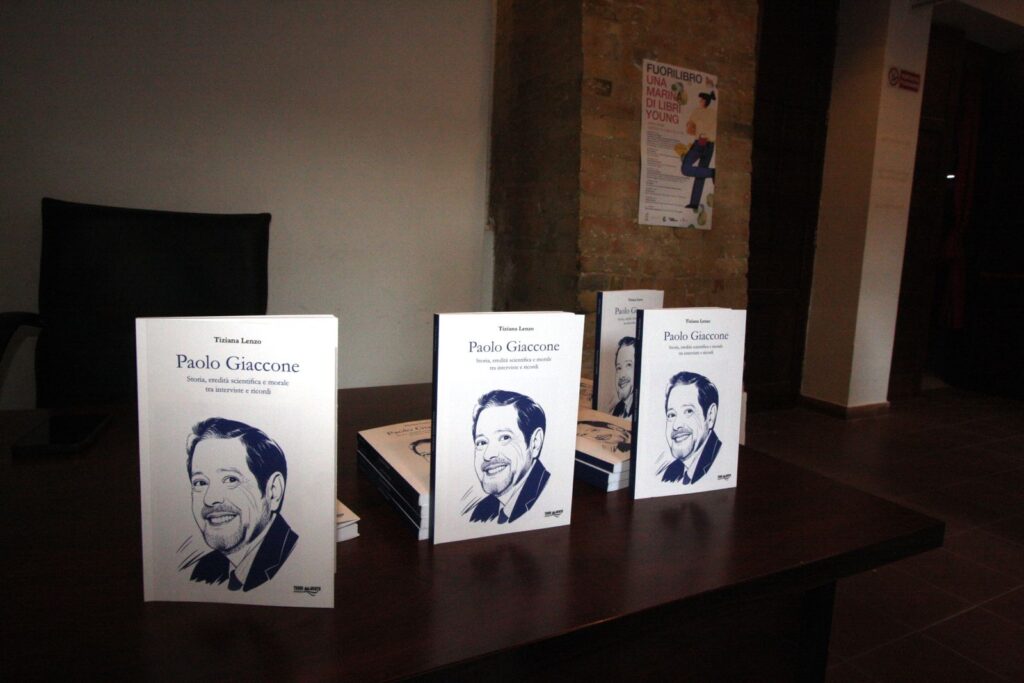 Tiziana Lenzo presenta il suo primo libro dedicato alla figura di Paolo Giaccone: storia di "un eroe normale" 12 Tiziana Lenzo presenta il suo primo libro dedicato alla figura di Paolo Giaccone: storia di "un eroe normale" - Be Sicily Mag - Le copie