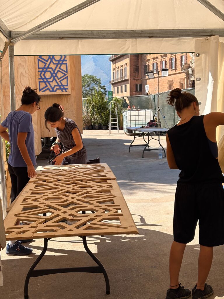 Dentro il cantiere del carro del Festino di Santa Rosalia: "È l'elemento identificativo dell'evento" 3 Dentro il cantiere del carro del Festino di Santa Rosalia: "È l'elemento identificativo dell'evento" - Be Sicily Mag - 46c12158 092b 4c02 8035 e0d3e34606ba