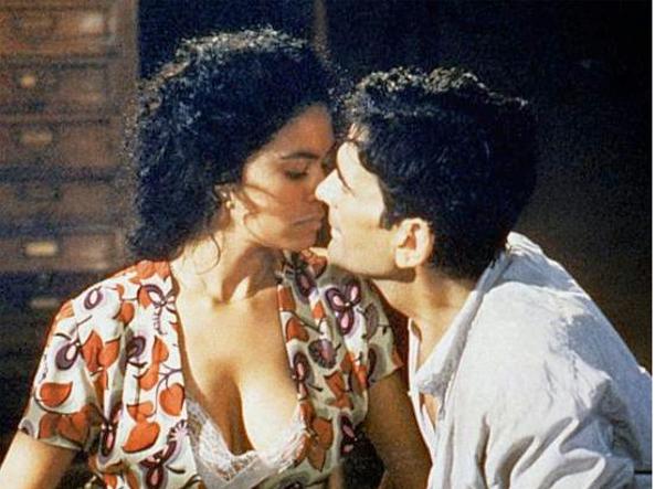 I baci “rubati” che hanno cambiato la storia del cinema in Sicilia 8 Il postino