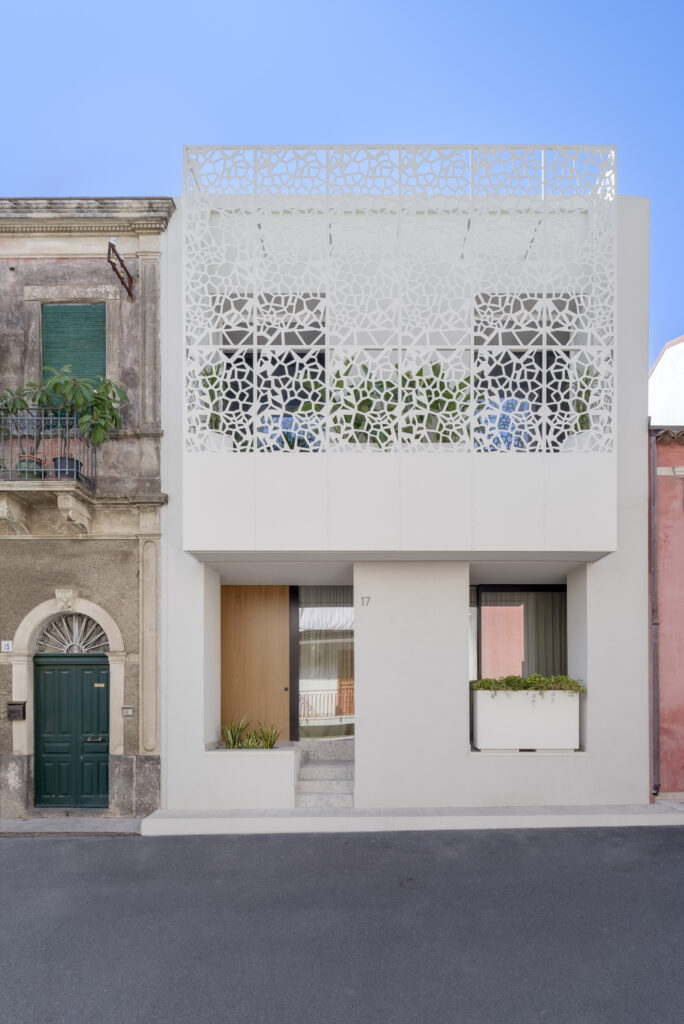 Puleo Architettura: un linguaggio consapevole, un’identità che prende forma 19 Puleo Architettura: un linguaggio consapevole, un’identità che prende forma - Be Sicily Mag - a17 2