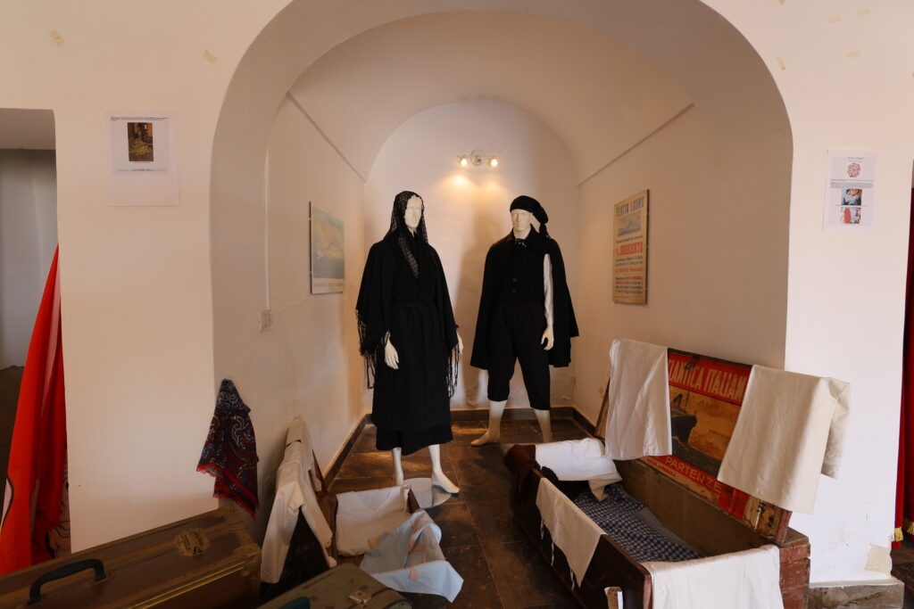 Alla scoperta di Giarratana con la Rete dei musei ANCI Sicilia: tra memoria dell'emigrazione e nuova accoglienza 22 giarratana museo ibleo dell'emigrazione