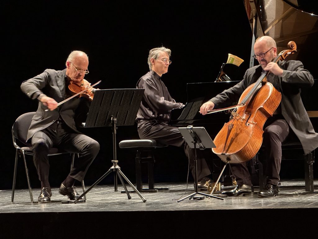 Gli Amici della Musica di Palermo aprono il loro secondo secolo: presentata la Stagione 2026/2027 9 Gli Amici della Musica di Palermo aprono il loro secondo secolo: presentata la Stagione 2026/2027 - Be Sicily Mag - Trio Quarta De Maria Dindo