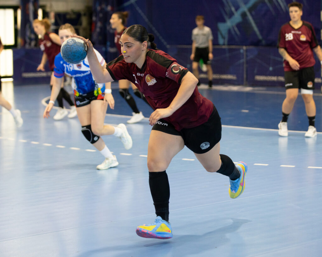 Erice e Trapani si sfidano: verso il derby storico in Serie A1 di pallamano femminile - Be Sicily Mag - carmen stellato