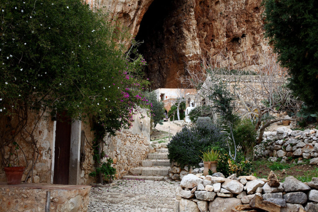 Grotte in Sicilia da visitare: 4 luoghi sotterranei unici 5 Grotta Mangiapane (foto: Grotta Mangiapane)