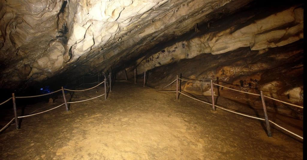 Grotte in Sicilia da visitare: 4 luoghi sotterranei unici 6 Grotta del Genovese (foto: grottadelgenovese.it)